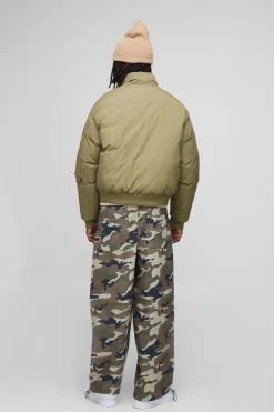 boohooMAN Veste bomber MA1 rembourrée mono, coupe régulière<Homme Manteaux Et Vestes