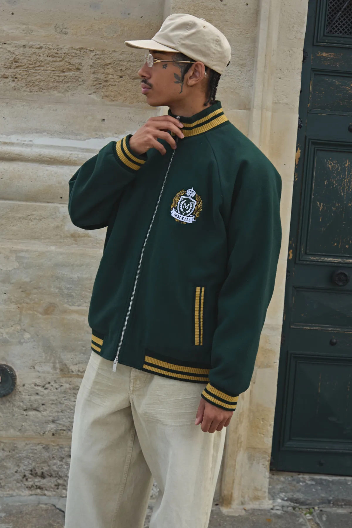 boohooMAN Veste bomber oversize en melton à col en entonnoir et blason brodé<Homme Manteaux Et Vestes