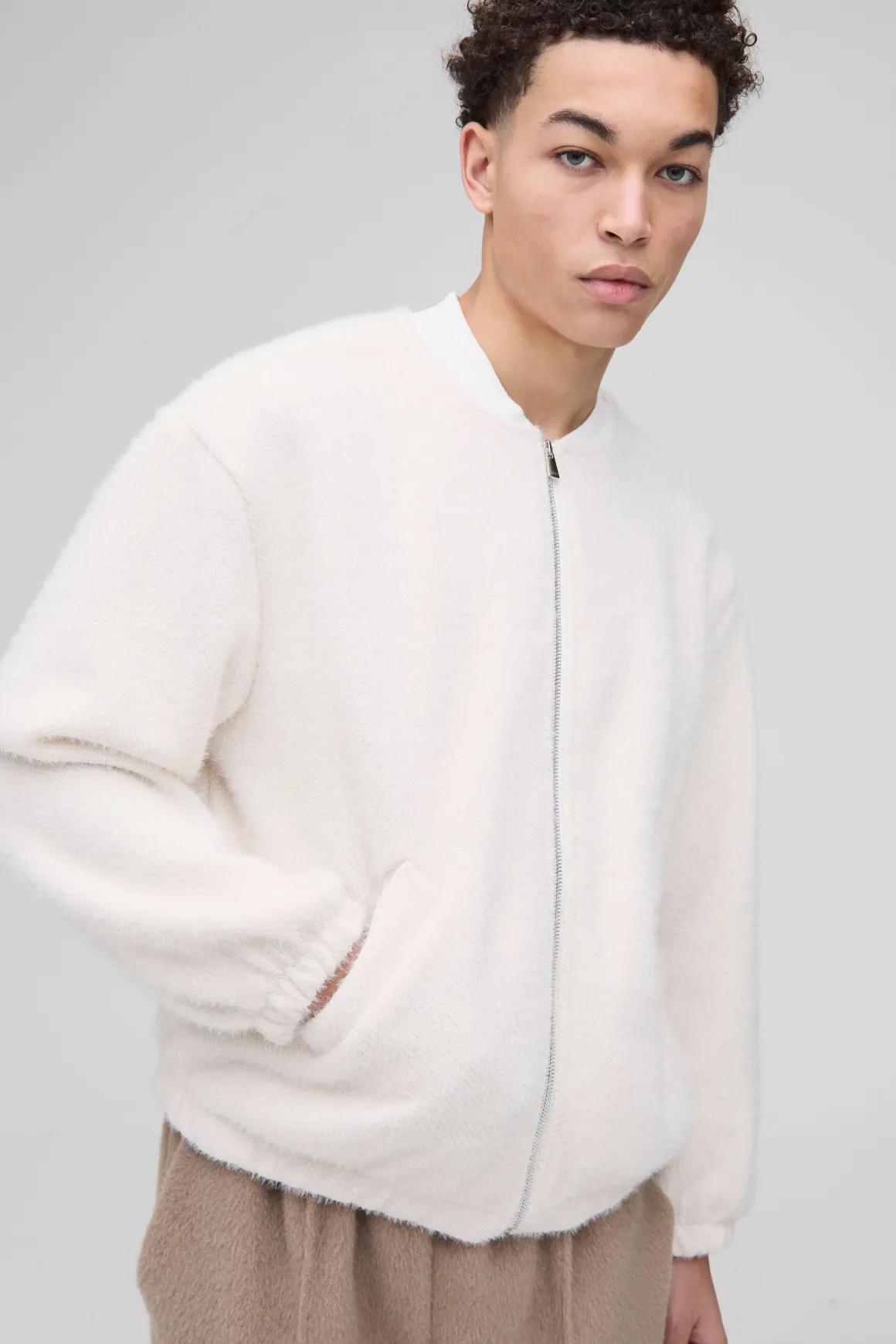 Veste bomber surdimensionnée, carrée, duveteuse et texturée
