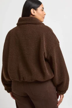 boohoo Veste Bomber Teddy Col Montant Grande Taille<Femme Looks Chocolat|Manteaux Et Vestes D’Automne