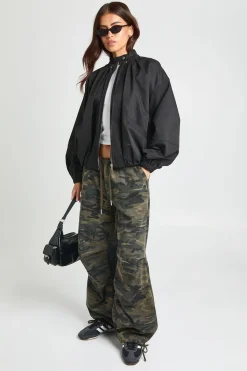 boohoo Veste Bomber Zippée Avec Détail Froncé<Femme Vestes & Manteaux|Bombers