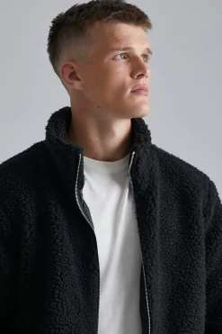 Veste Borg à col entonnoir haute en noir