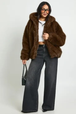 Veste à capuche premium en synthétique