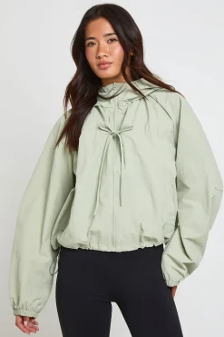 boohoo Veste À Casynthétiqueche En Nylon Avec Col Cheminée Et Fermeture Zippée<Femme Vestes & Manteaux