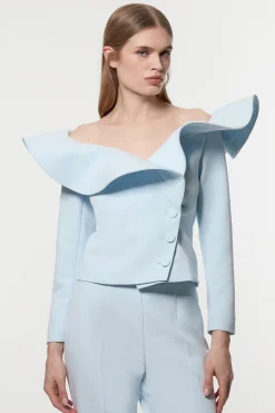 Veste Cintrée Asymétrique À Volant Spectaculaire