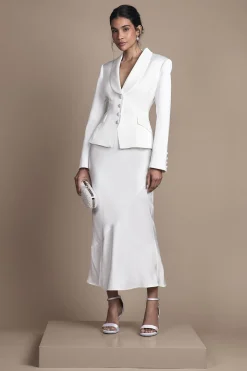 Veste Cintrée de Mariée avec Revers en Satin