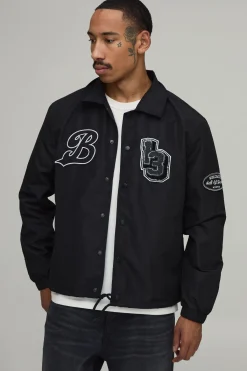 boohooMAN Veste Coach à Col avec Badge Universitaire<Homme Vestes & Manteaux Grande Taille|Tout Afficher