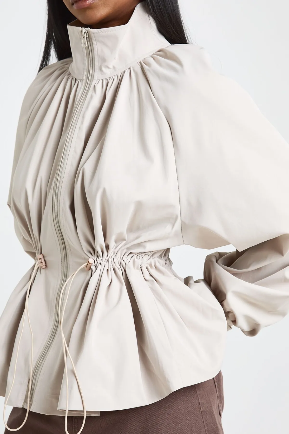 boohoo Veste Col Cheminée Taille Cintrée<Femme Vestes & Manteaux|Tons Neutres