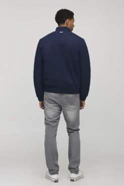 Veste à col entonnoir, coupe régulière, manches texturées en synthétique