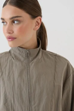 DSGN Studio Veste À Col Montant Effet Peau De Pêche<Femme Vestes & Manteaux|Dsgn Studio