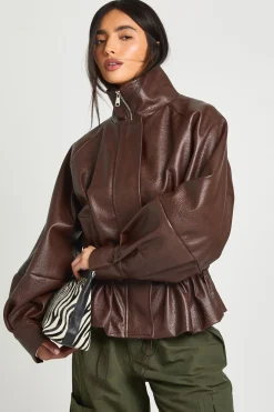 Veste Col Montant Taille Cintrée En Synthétiquecuir Grainé