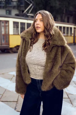 Veste à col Plus en synthétique