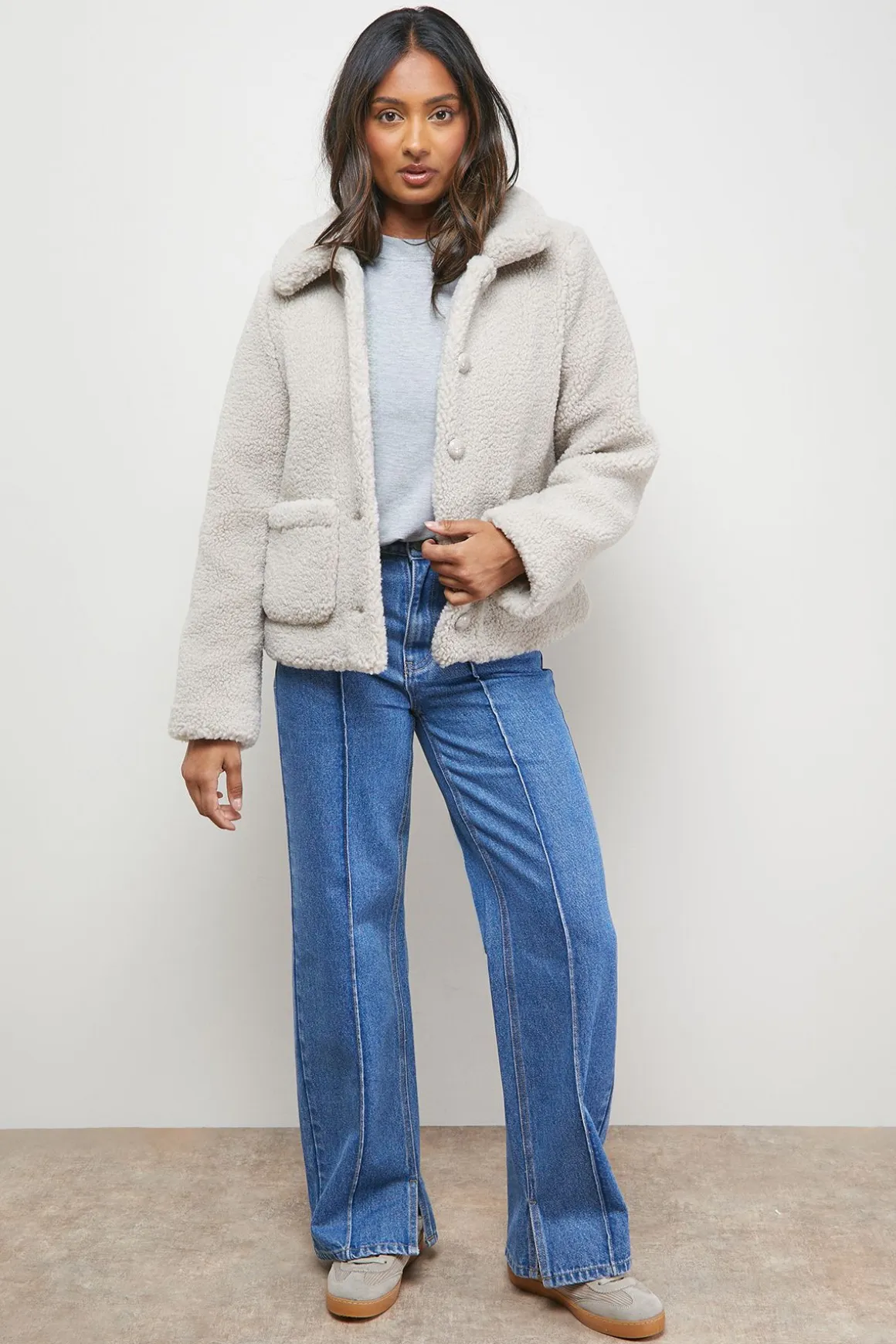 Veste Courte Boutonnée en synthétique Teddy