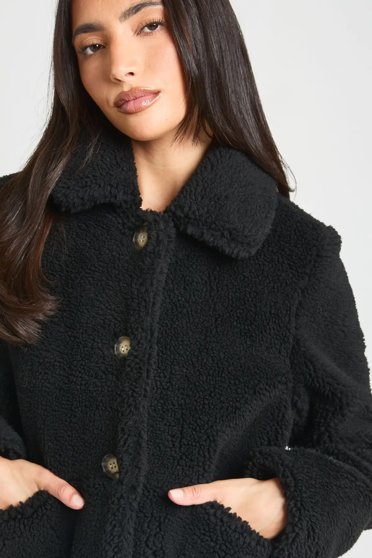boohoo Veste courte à col en fourrure<Femme Manteaux Et Vestes D’Automne|Vestes & Manteaux