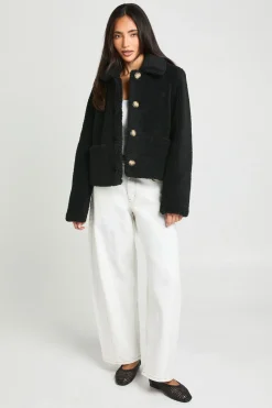 boohoo Veste courte à col en fourrure<Femme Manteaux Et Vestes D’Automne|Vestes & Manteaux