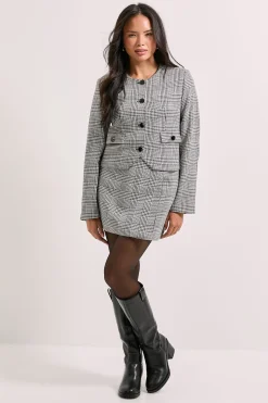 Veste Courte à Détails Boutonnés