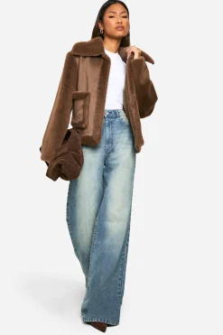 Veste courte en synthétique assemblée