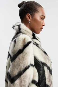 Veste Courte Grande Taille En Synthétique À Panneaux En Synthétiquecuir Avec Rayures Et Ceinture