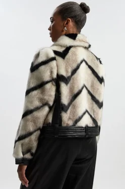 Veste Courte Grande Taille En Synthétique À Panneaux En Synthétiquecuir Avec Rayures Et Ceinture