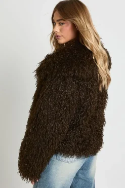 boohoo Veste courte shaggy en synthétique<Femme Vestes & Manteaux