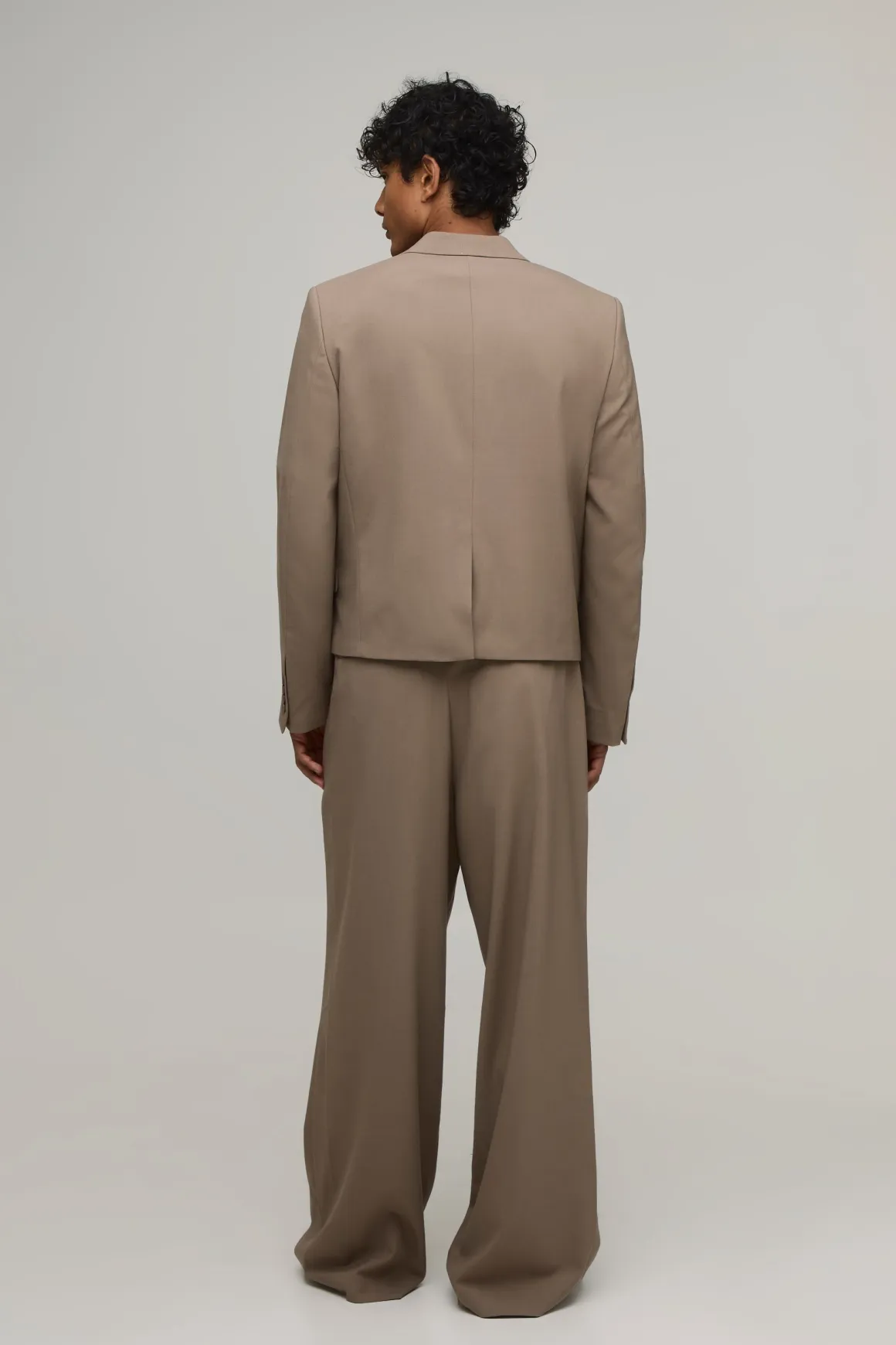 Veste De Costume Ajustée Courte À Coupe Boxy