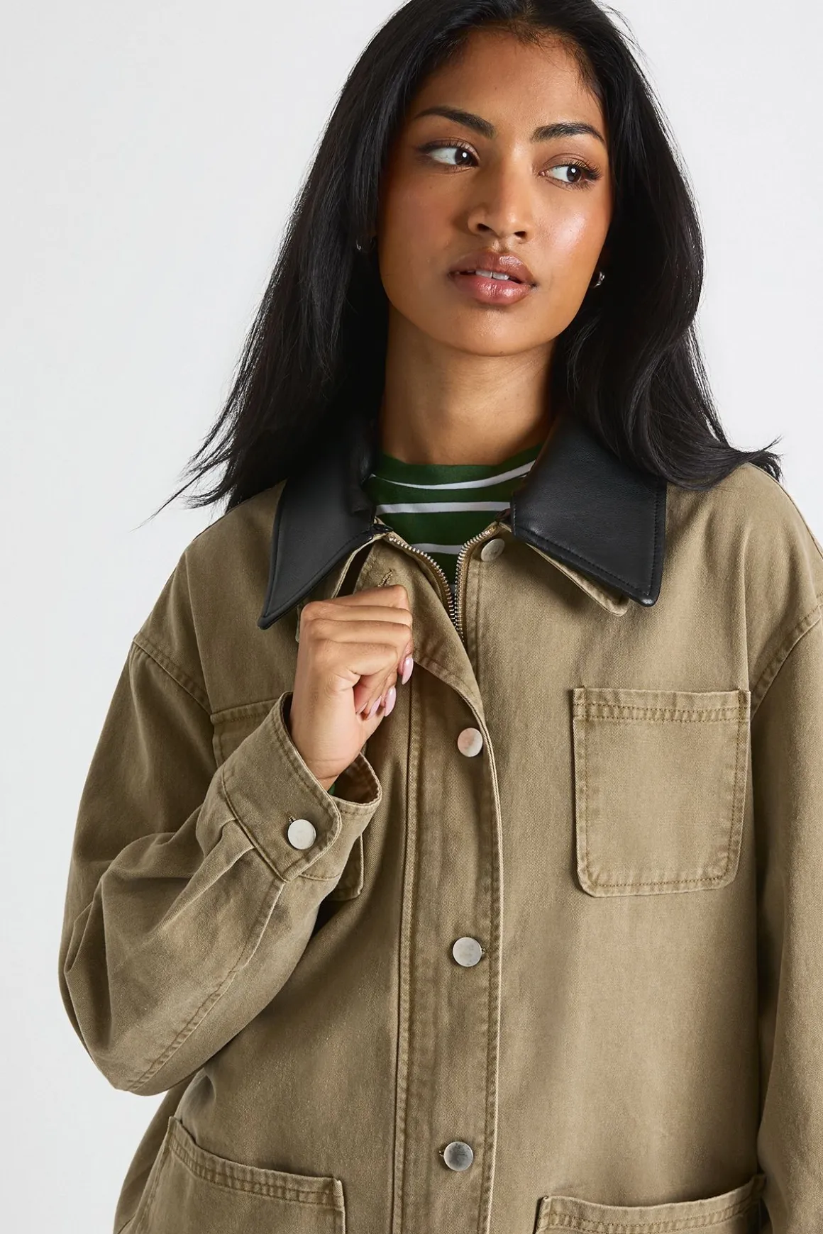Veste de grange en synthétique à col contrasté
