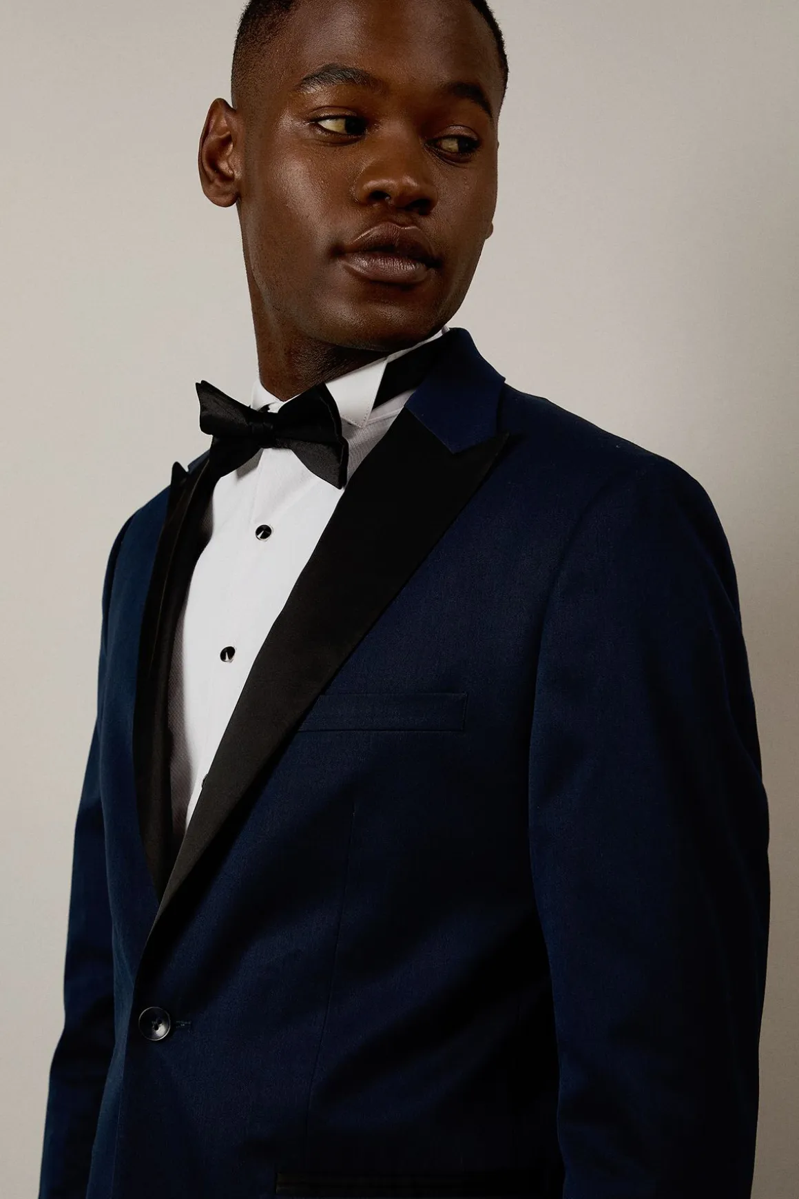 Veste de Smoking Bleu Marine Coupe Ajustée Col Cranté