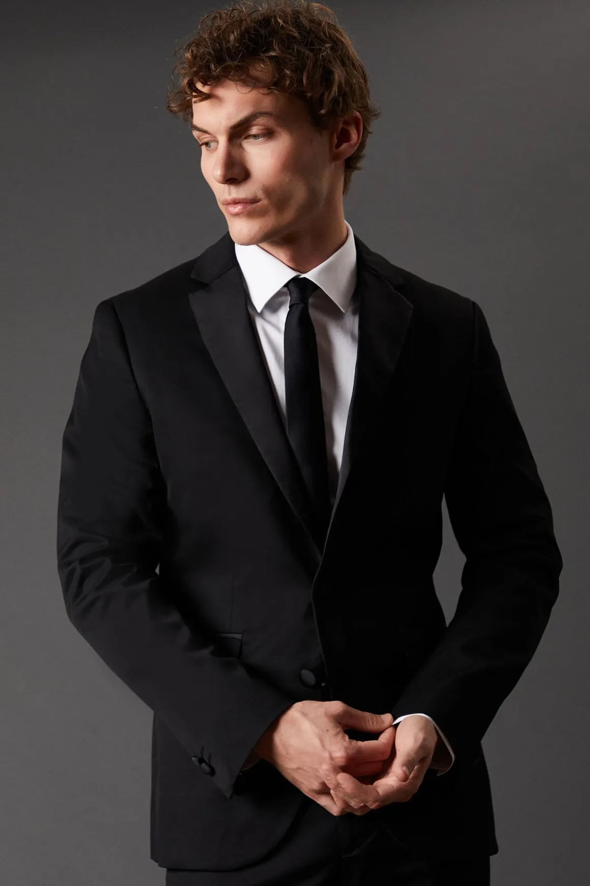 Veste de Smoking Noir Coupe Ajustée