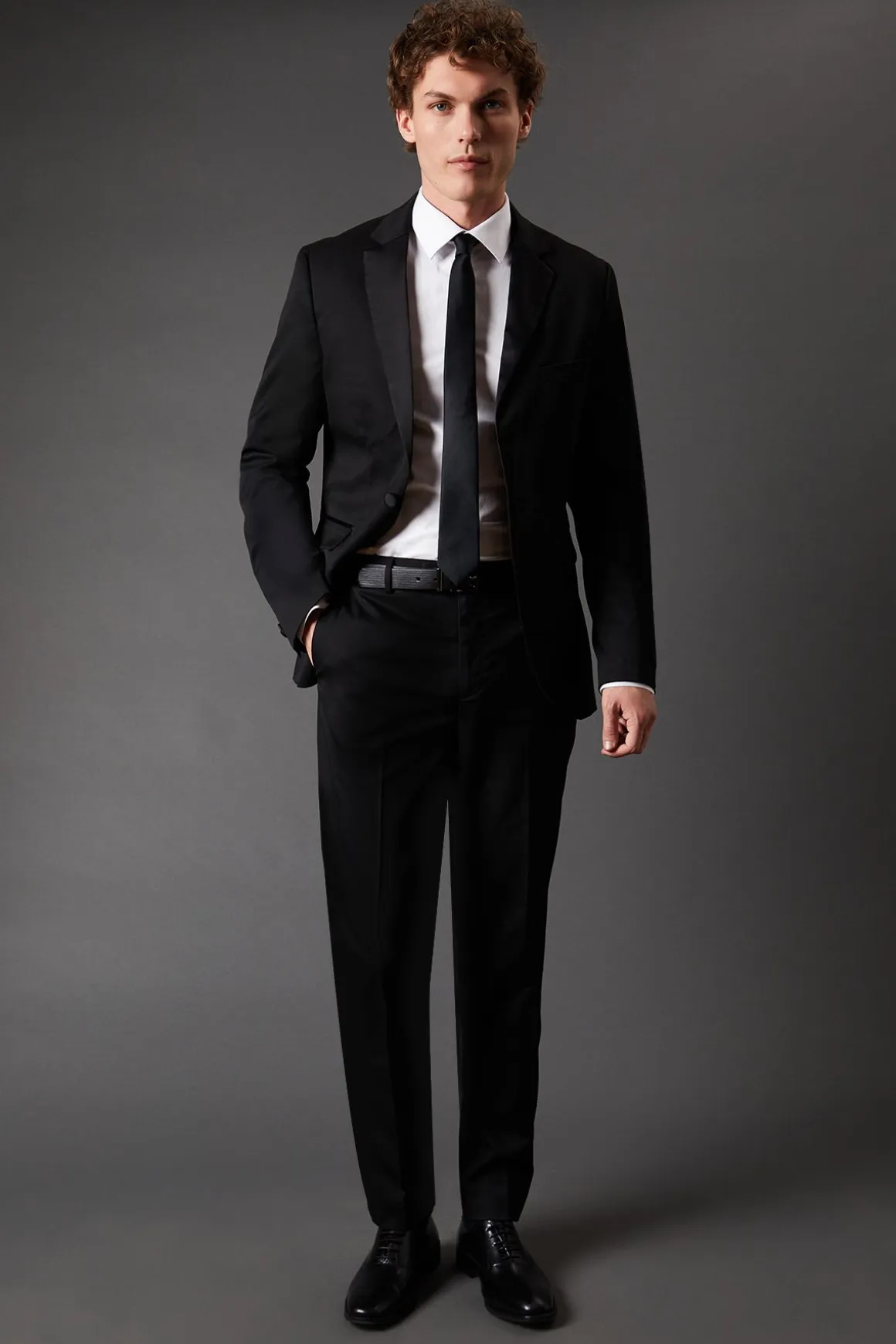 Veste de Smoking Noir Coupe Ajustée
