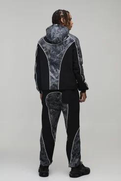 boohooMAN Veste De Survêtement À Casynthétiqueche Coupe Regular En Nylon Avec Blocs De Couleur Et Passepoil<Homme Vestes & Manteaux Grande Taille|Tout Afficher