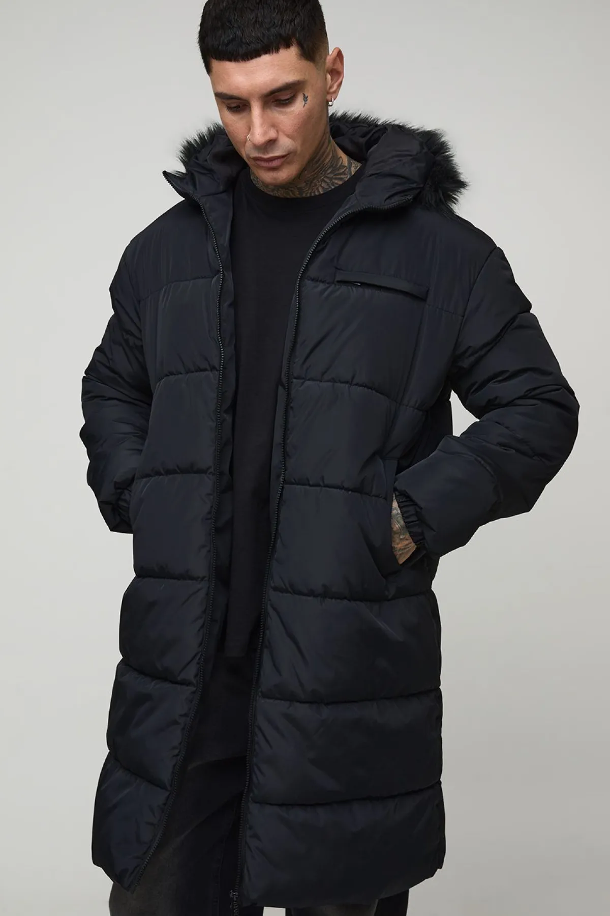 boohooMAN Veste doudoune à capuche, coupe longue, en synthétique e, version grande taille<Homme Tout Afficher|Vestes & Manteaux Tall
