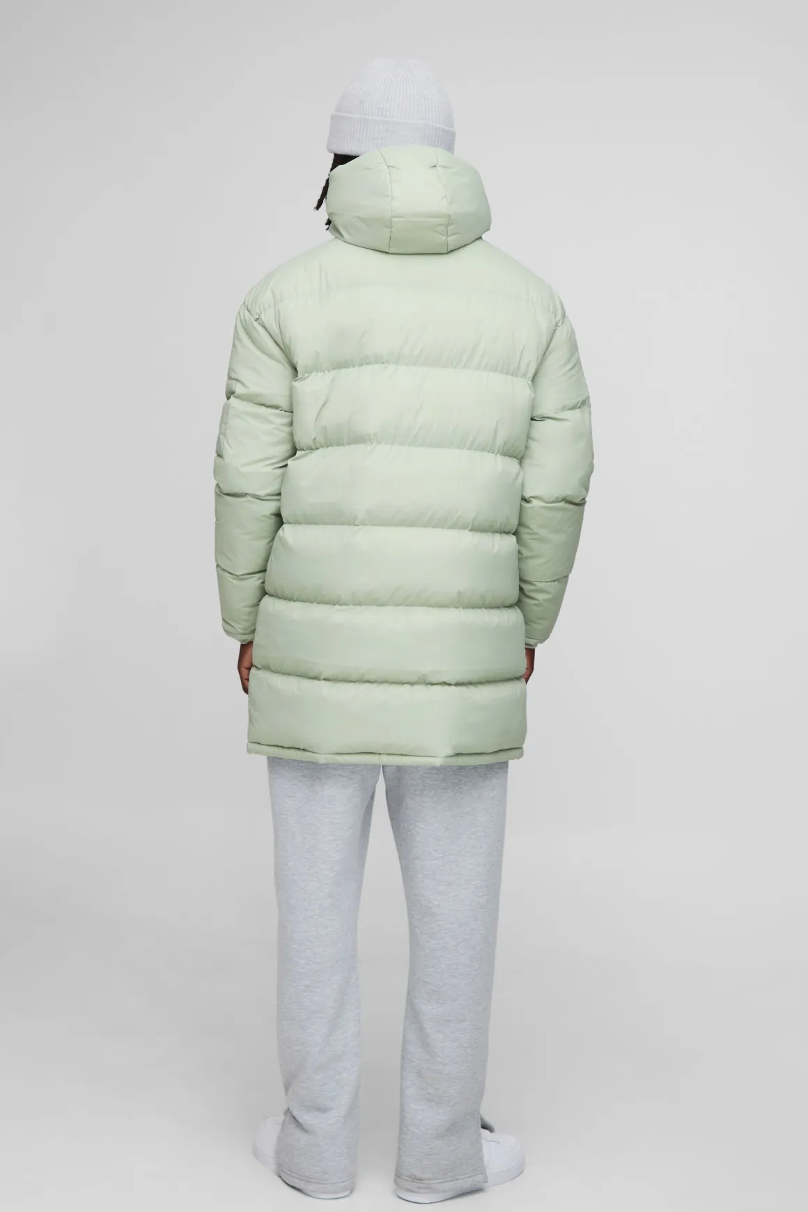 Veste doudoune à capuche longue, coupe régulière