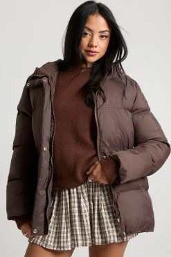 boohoo Veste doudoune à capuche à taille cintrée<Femme Manteaux Et Vestes D’Automne|Doudounes