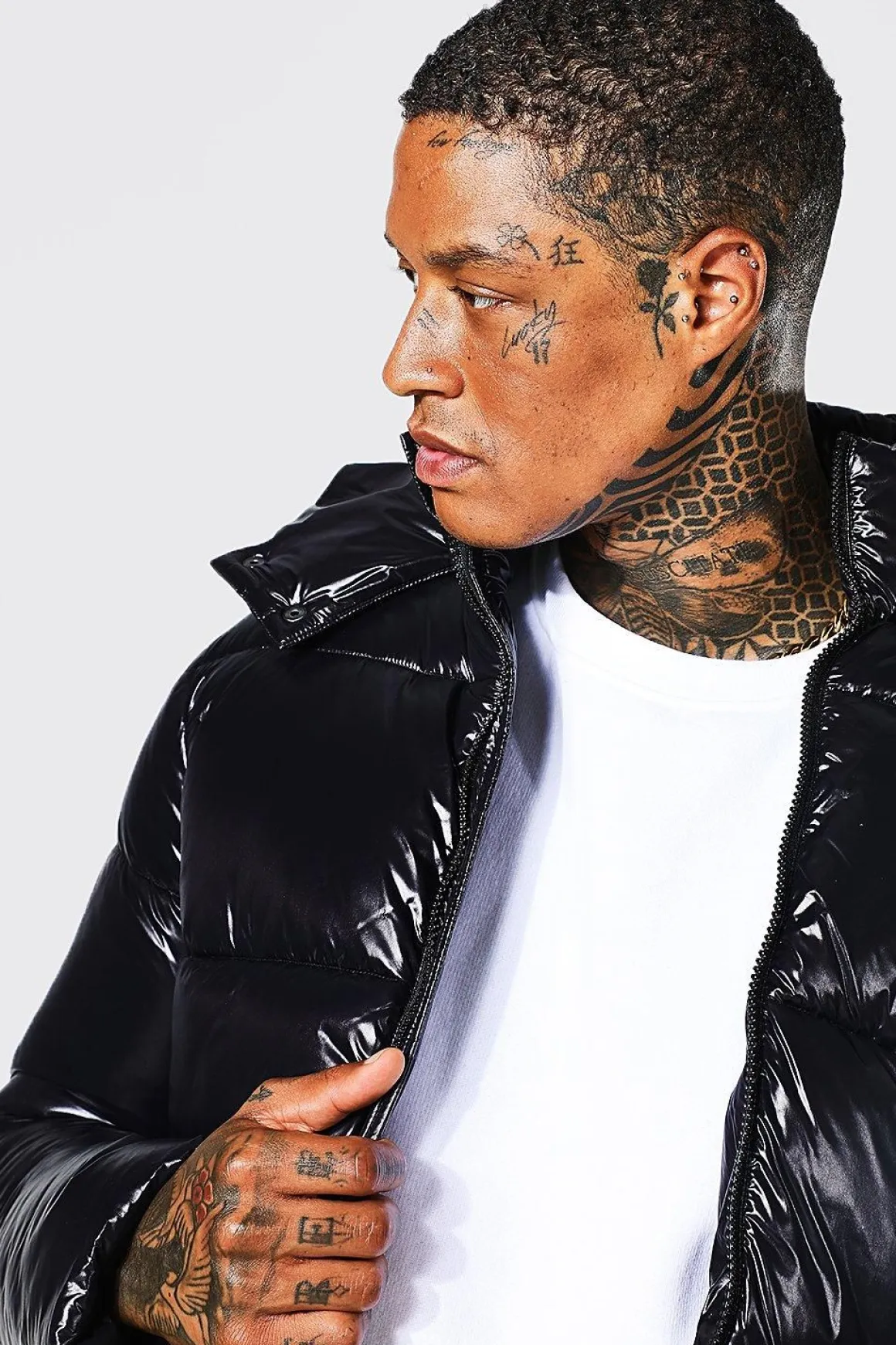 Veste doudoune à haute brillance en noir