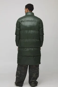 Veste doudoune longue à coupe régulière et haute brillance
