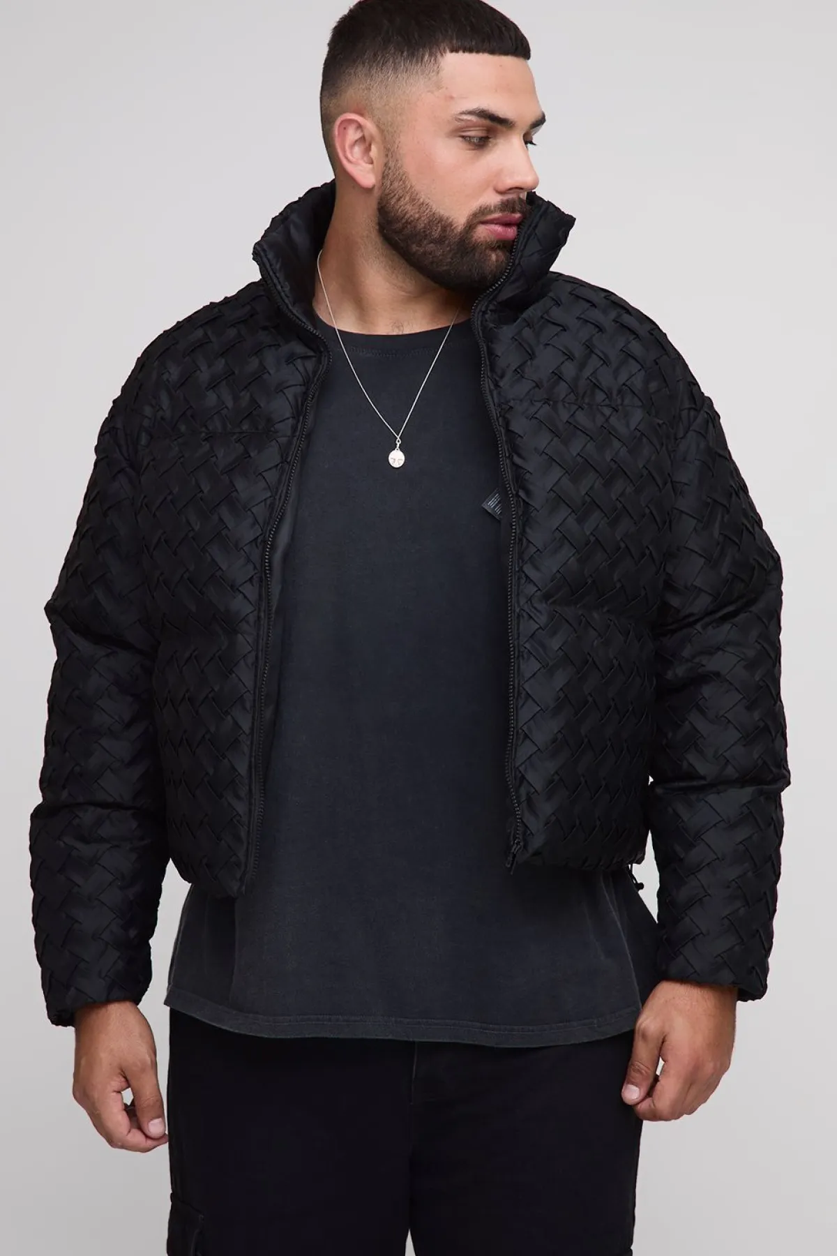 boohooMAN Veste doudoune oversize à col enton en tissu tissé texturé Plus<Homme Vestes & Manteaux Grande Taille|Tout Afficher