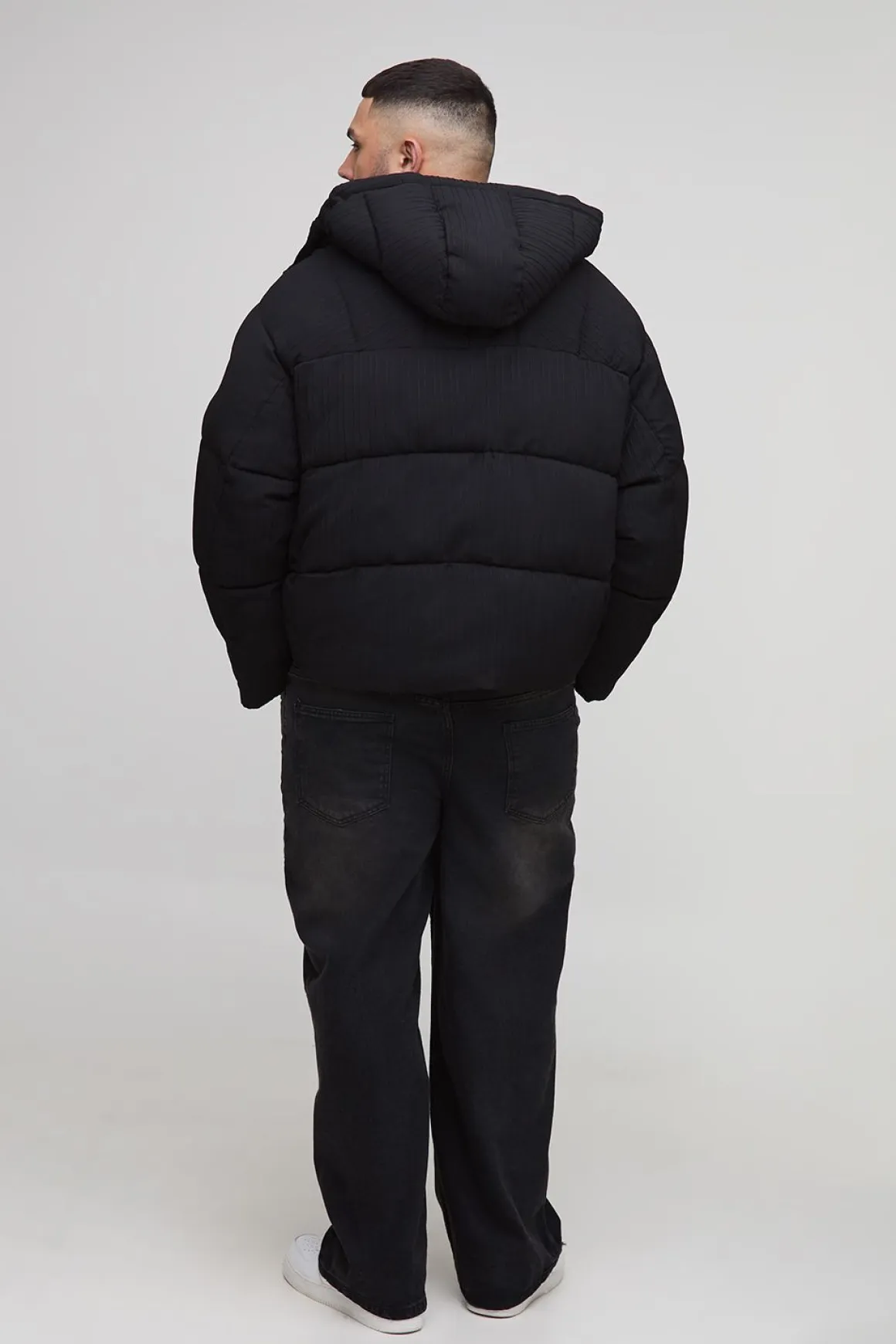 Veste doudoune à panneaux incurvés texturés, coupe régulière Plus