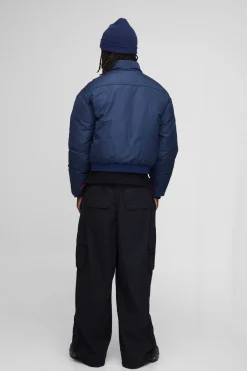 boohooMAN Veste doudoune surdimensionnée à coupe carrée, avec panneaux ornés de passepoils et col entonnoir<Homme Manteaux Et Vestes