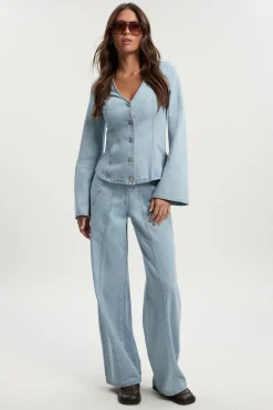 Veste en denim à détails de couture boutonnée