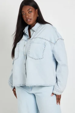 boohoo Veste En Jean Ornée De Clous Grande Taille<Femme Denim|Vestes & Manteaux