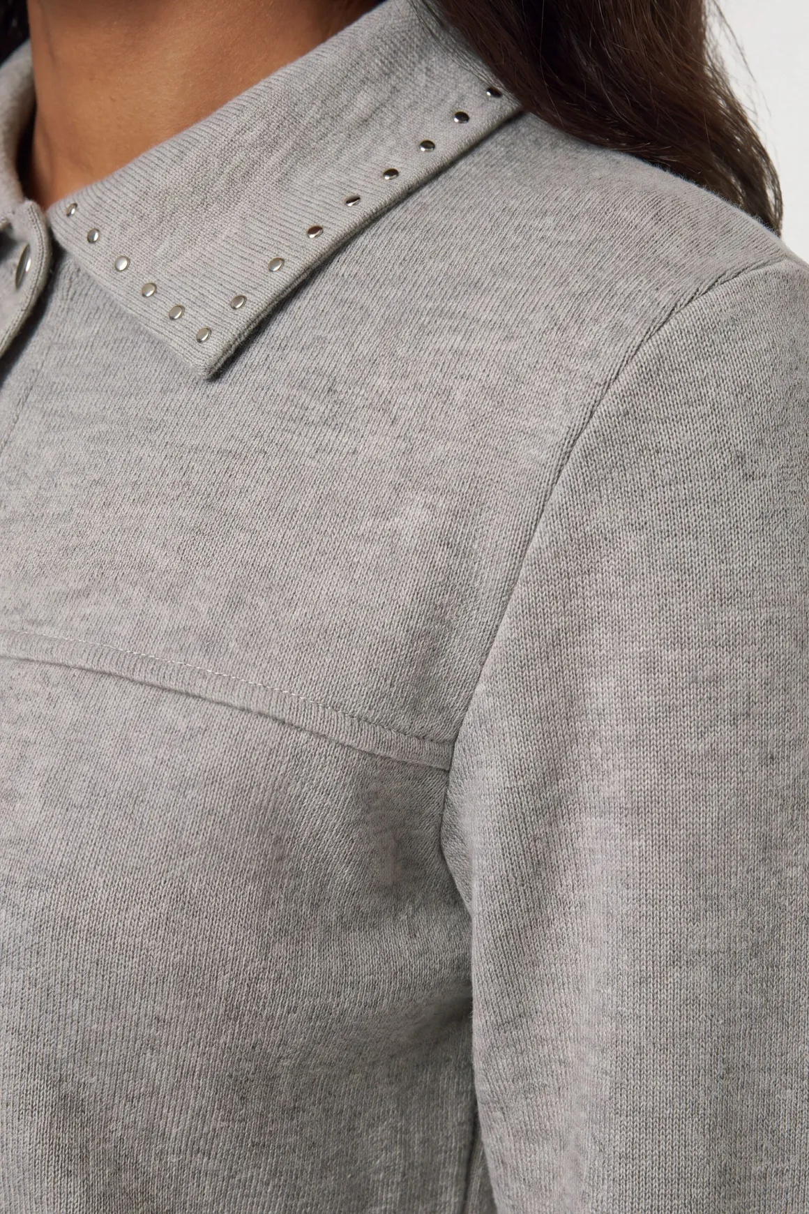 Veste En Maille À Clous Avec Col