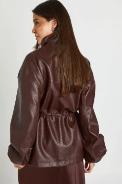 Veste En Synthétique Avec Détail Taille Cintrée