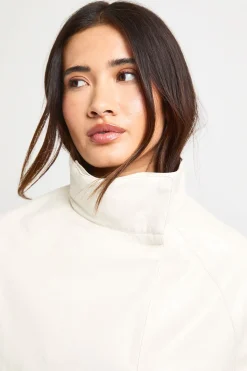 Veste En Synthétiquecuir À Col Montant Avec Ceinture