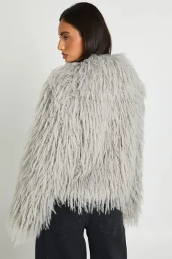 Veste En Synthétique À Poils Longs