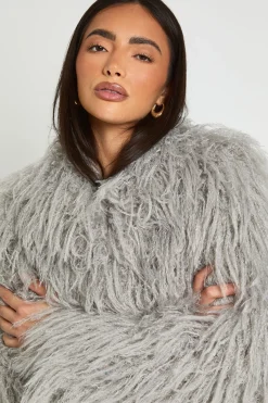 Veste En Synthétique À Poils Longs