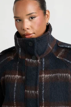 boohoo Veste Grande Taille Col Cheminée À Carreaux Aspect Laine<Femme Vestes & Manteaux
