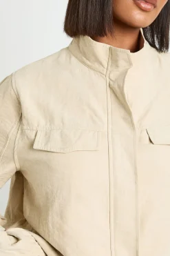 boohoo Veste Grande Taille À Col Montant Zippée Effet Peau De Pêche<Femme Vestes & Manteaux