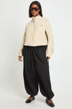 boohoo Veste Grande Taille À Col Montant Zippée Effet Peau De Pêche<Femme Vestes & Manteaux