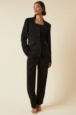 Veste Haute en Satin à Décolleté Cœur