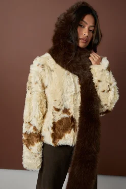 boohoo Veste à imprimé vache en synthétique<Femme Vestes & Manteaux